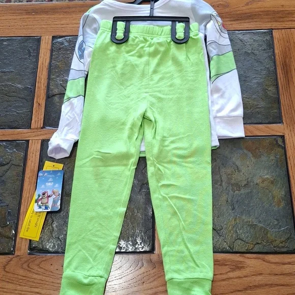 Buzz Lightyear Kids Pajama Set - Picture 3 of 4